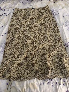 Floral A-Line Midi Skirt in Beige Brown